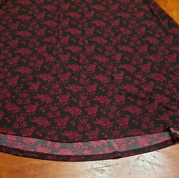 LuLaRoe Hi-low Aline Skirt - Picture 2 of 7